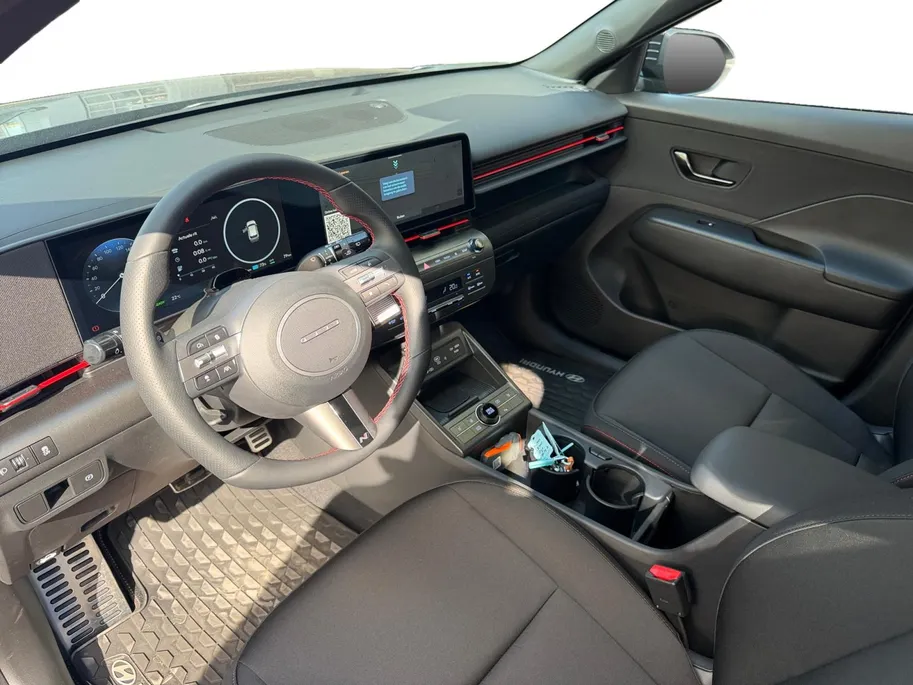 Hyundai Kona Electric N Line Business 64.8 kWh | Demo | Stoelverwarming | Navigatie | Apple CarPlay & Android Auto | 510 km rijbereik |