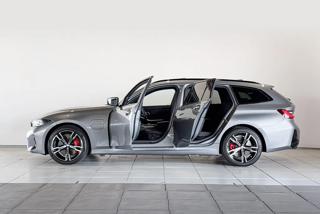 BMW 3 Serie Touring 330e