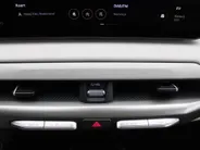 Kia EV4 GT-PlusLine 81.4 kWh | Schuifdak | Stuur-/stoelverwarming + ventilatie | Camera rondom | Elek. stoelverstelling | Leer | HUD | LED | 19' LM |