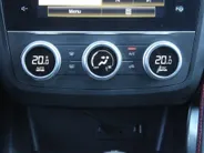 Renault Kadjar 1.3 TCe Black Edition | Trekhaak | Camera | Stoel-/voorruitverwarming | 19' LM | Navi | Clima | Bose Audio | Keyless | Dodehoek detectie | LED | BTW Auto |