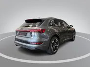 Audi e-tron 55 Quattro 408pk S Edition 95 kWh · SOH 95,8% · Panoramadak · Luchtvering · 360 Camera · Elek. Voorstoelen · Elek. Achterklep · Stoel-& Stuurverwarming · 21'' Inch ·