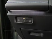 Volkswagen Tiguan 1.5 eHybrid 272pk DSG R-Line Edition · Panoramadak · 360 Camera · Harman Kardon Audio · Inklap. Trekhaak · Matrix LED · Head-Up Display · Keyless · Garantie t/m 19-11-2030 of 100.000km