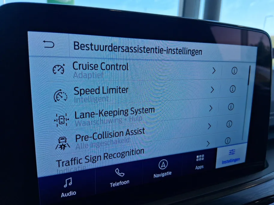 Ford Kuga 2.5 PHEV 225 pk Vignale Driver Assistance Pack - Winter Pack - Technology Pack - 20inch LM velgen - Afneembare trekhaak