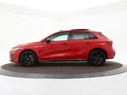 Audi A3 Sportback 45 TFSIe 272pk S-tronic S edition Competition · Panoramadak · Camera · Elek. Bestuurdersstoel · Apple/Android Car Play · Leder/ Alcantara · Zwart Optiek · 18'' Inch · Garantie t/m 10-12-2030 of 100.000km