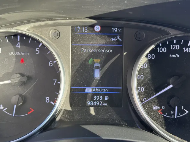 Nissan QASHQAI 1.3 DIG-T Tekna Panoramadak. Trekhaak afneembaar (1.300kg)
