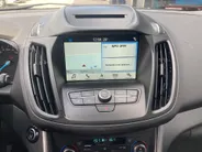 Ford Kuga 1.5 EcoBoost 120 pk Trend Ultimate Groot Navi - Trekhaak - Voorruitverwarming