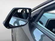 Kia Niro 1.6 GDi Hybrid DynamicLine Edition | Elektrisch Verstelbare Bestuurdersstoel | Dodehoekdetectie | Apple Carplay / Android Auto | Navigatiesysteem | Licht + Regensensor | Parkeersensoren Voor + Achter | Camera Achter | Cruise Control Adaptief | Rijstrookse