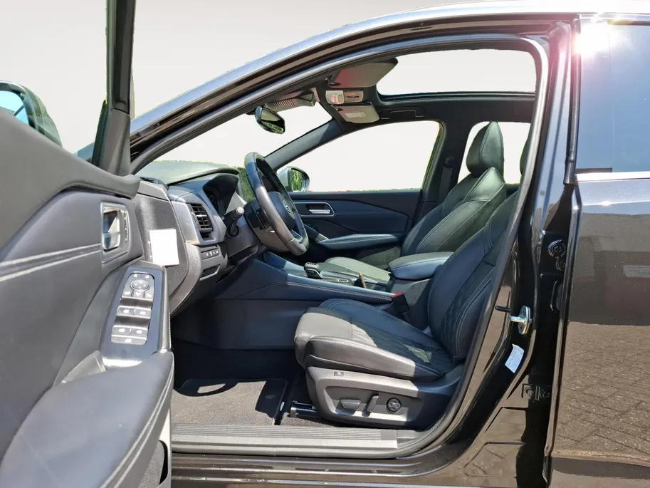 Nissan QASHQAI 1.3 MHEV Xtronic Tekna Plus |  1800 kg trekgewicht | Elektrische achterklep | 360 Camera | Elektrische stoelen met geheugen | Massage |