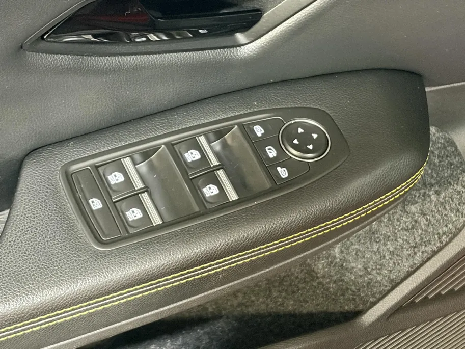 Renault Megane E-Tech 220PK EV60 Optimum Charge Techno Automaat | Pack Winter | Adaptive Cruise Control | 360 Camera | Apple CarPlay/Android Auto | Parkeersensoren | Full LED | Digital Cockpit | Lichtmetalen Velgen |