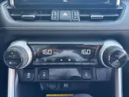 Toyota RAV4 2.5 Hybrid Executive | Memory stoelen | JBL sound | Trekhaak | Stoelverwarm. | Achteruitrijcamera