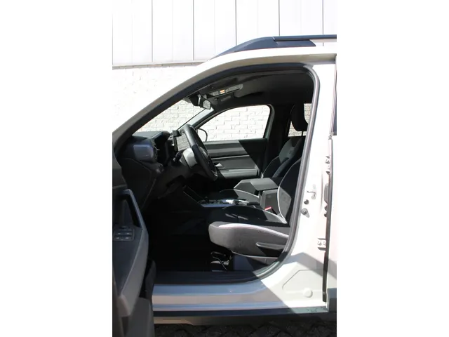Dacia Duster 1.8 hybrid 155 limited edition *DEMONSTRATIEWAGEN*