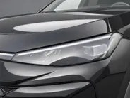 Volkswagen T-Roc 1.5 eTsi 150pk DSG R-Line First Edition · Camera · Apple/Android Car Play · Stoelverwarming · Alarm · Elek. Achterklep · P-Sensoren · IQ.Light · Garantie t/m 12-01-2028