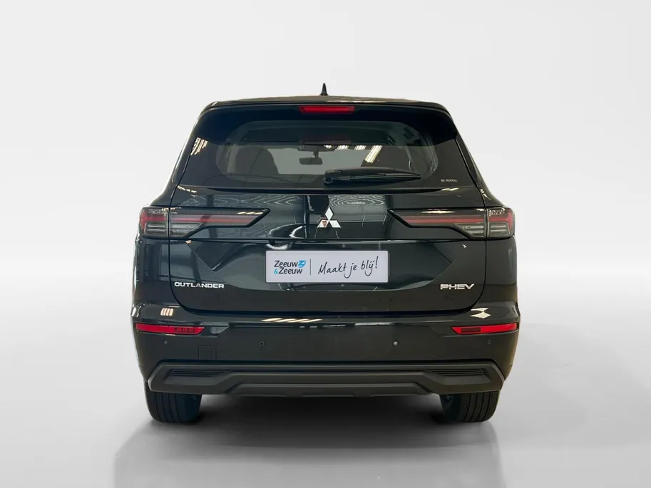 Mitsubishi Outlander 2.4 PHEV | PURE | DIRECT LEVERBAAR | PRIJS INCL 5.000 EURO KORTING |