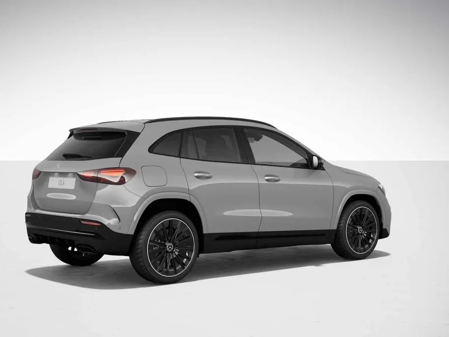 Mercedes-Benz GLA 250 e 140 Years Edition