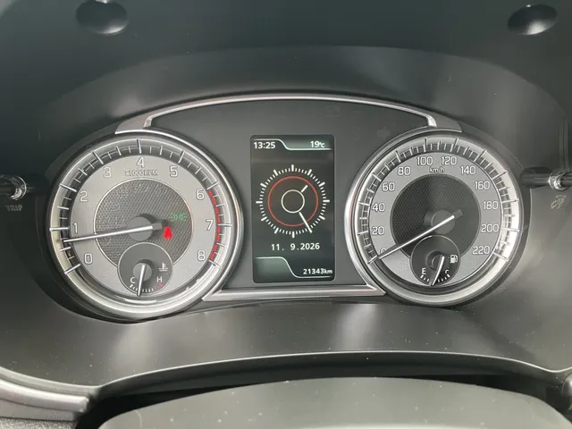 Suzuki Vitara 1.4 B.jet Select | Trekhaak | Adap cruise | Blindspot (21333km!)