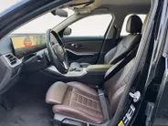BMW 3 Serie Touring 320e | Leder |  Dealer onderhouden | Blackpack | Virtual cockpit | Camera |