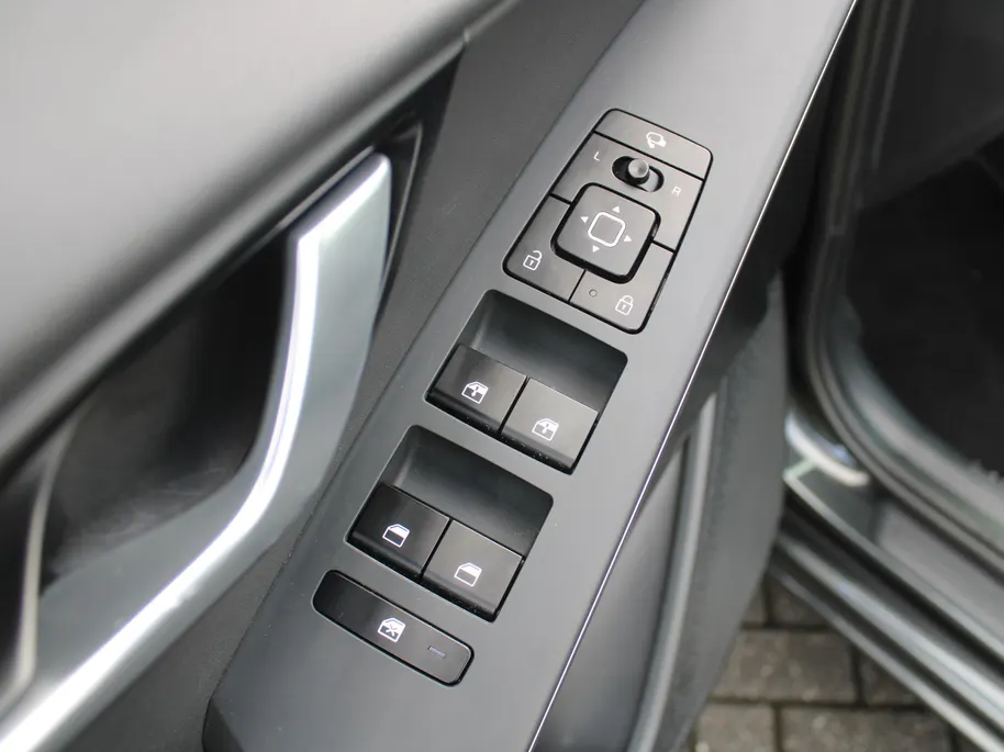 Kia Niro 1.6 GDi Hybrid DynamicLine | Automaat | Navi | Clima | Keyless | Cruise | Camera |
