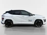 Hyundai Kona Electric N Line Business 64.8 kWh | Navi | Stoel- stuurverwarming | Camera