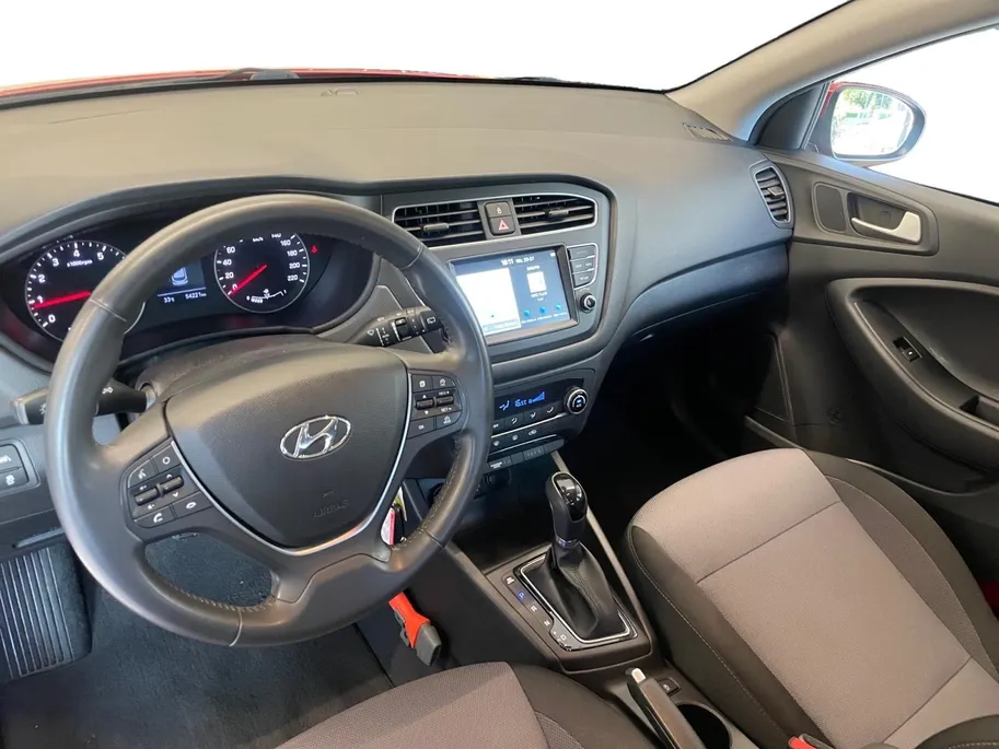 Hyundai i20 1.0 T-GDI Comfort | Automaat | Cruise Control | Climate Control | Camera | Navigatie | LM Velgen |