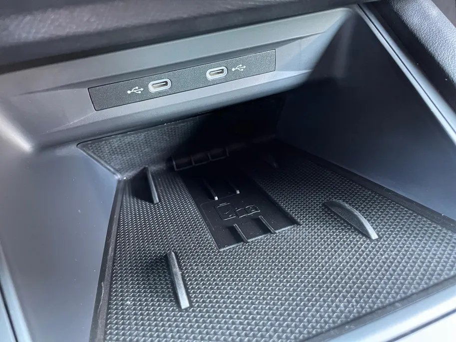 CUPRA Leon 1.5 TSI e-Hybrid Business *Automaat*Navi+Camera*Parkeersensoren*Climate Control*Winter Pack*LM.Velgen*Nette auto!