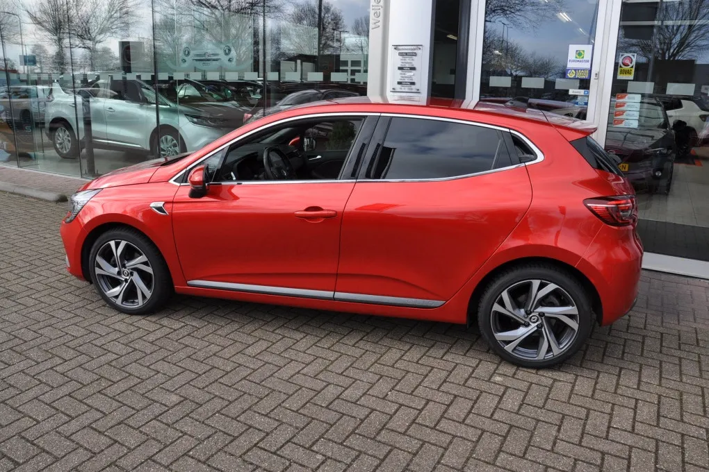 Renault Clio 140pk Nieuwstaat! All Seasons 1.3 TCe R.S. Line