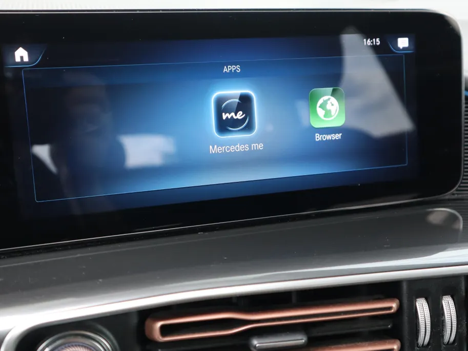 Mercedes-Benz EQC 400 4MATIC Business Solution AMG 80 kWh l 360 camera l Panoramadak l Keyless entry