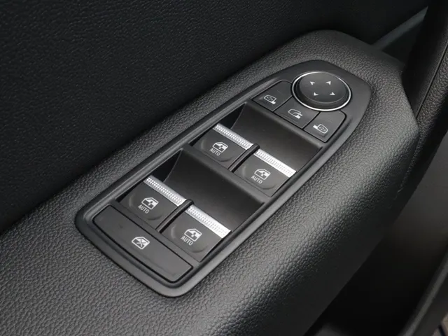 Mitsubishi ASX 1.6 HEV Instyle | Pano dak | Trekhaak | Leder | All Seasons
