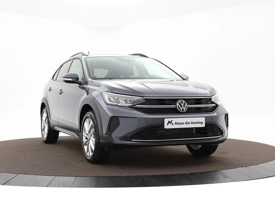Volkswagen Taigo Life Edition 1.0 TSI 95 pk 5 versn. Hand · Camera · Apple/Android Car Play · P-Sensoren · Airco · 17'' Inch · Garantie t/m 23-10-2029 of 100.000km