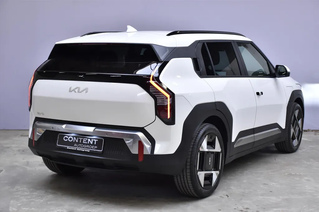 Kia EV3 58,3 kWh 204pk Plus Advanced