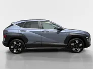 Hyundai Kona 1.6 GDI HEV Comfort Smart | Stuur-/ Stoelverwarming | Climate Control | Navigatie | Achteruitrijcamera | Parkeersensoren voor en achter | Apple Carplay/ Android auto |
