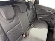 Renault Clio Estate 1.2 TCe Limited | Automaat | Navigatie | Bluetooth | Airco | Parkeersensoren | Cruise Control | 12 Maanden BOVAG Garantie