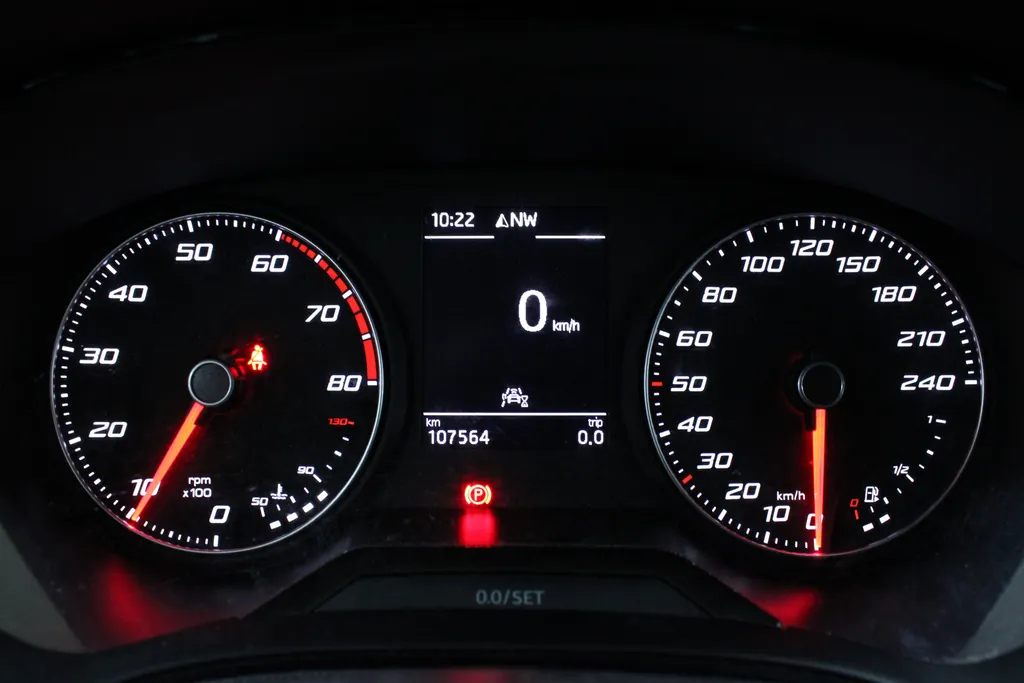 SEAT Ibiza 1.0 TSI FR Business Intense / Camera / Trekhaak afneembaar / Navi. / Full led / Apple Carplay /