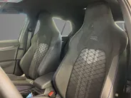 Volkswagen Golf 1.5 eTSI 150pk DSG R-Line · Apple/Android Car Play · Trekhaak ·  Camera + Parkeersensoren · Stoelverwarming · Garantie t/m 24-09-2030 of 100000km.