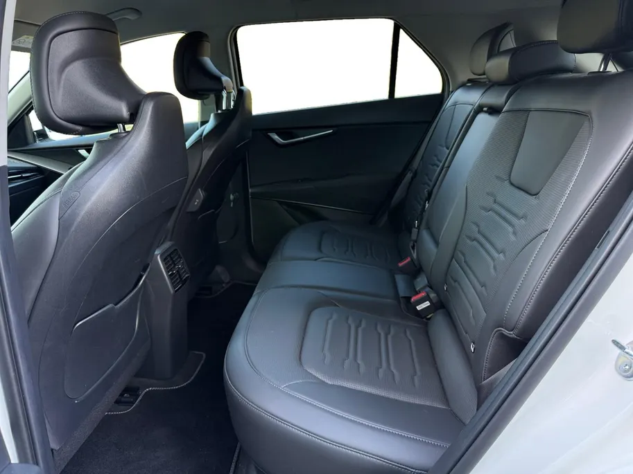Kia Niro EV Edition Advanced 64.8 kWh | Camera | Keyless | Navi | Stoel + Stuurverwarming | Blindspot | Apple Carplay | Android Auto | Fabrieksgarantie t/m 03-2031 + 3 jaar verlengd tot 03-2034 |