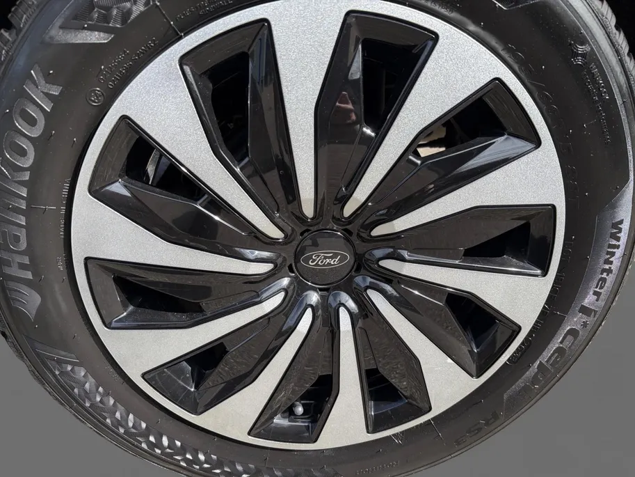 Ford Fiesta 1.0 EcoBoost Hybrid Titanium 125PK | 1e Eigenaar | NL-Auto | Apple Carplay / Android Auto | LED | Parkeersensoren | Cruise Control | Climate Control