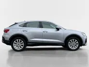 Audi Q3 Sportback 45 TFSI e Advanced Edition HYBRID |AUTOMAAT | NAVIGATIE |360 CAMERA | PARK ASSIST | DIGITAL DASHBOARD | ELEK. ACHTERKLEP | ADAPTIVE CRUISE | 1 JAAR GARANTIE