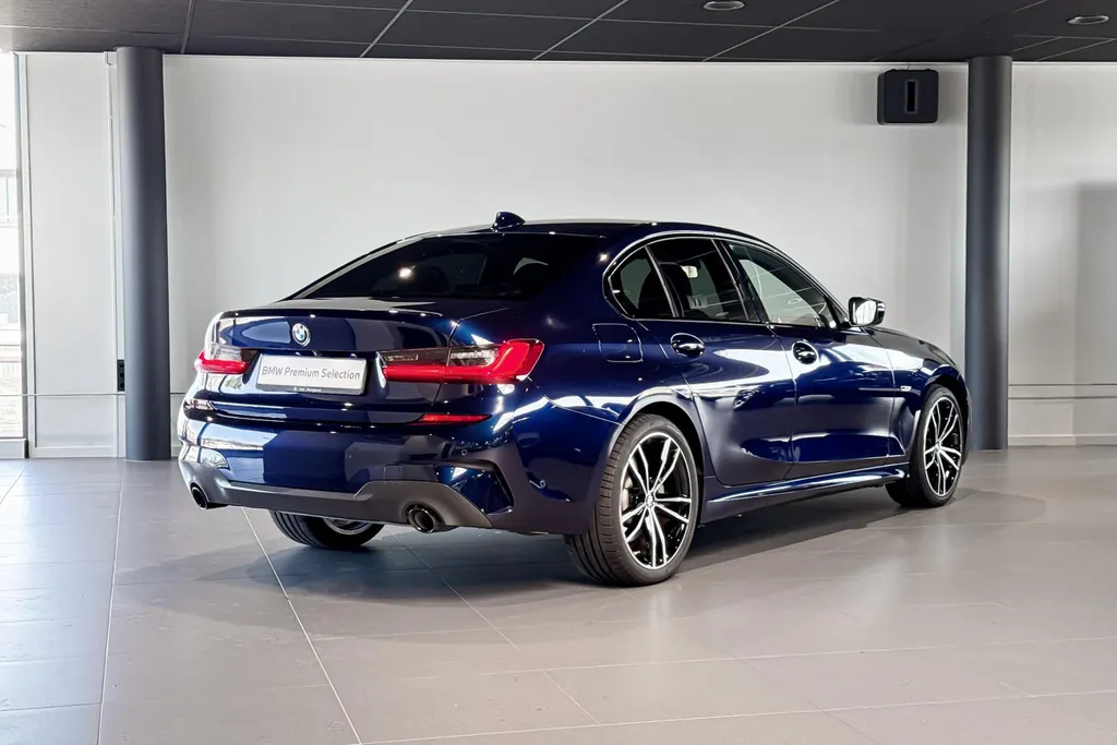 BMW 3 Serie Sedan 330e High Executive