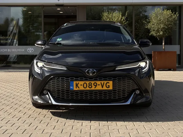 Toyota Corolla Touring Sports 2.0 Hybrid GR-Sport | Panoramadak | JBL | Trekhaak