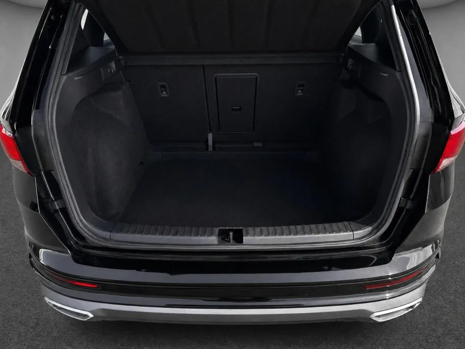 SEAT Ateca FR Business Intense 1.5 TSI 110 kW / 150 PK SUV 7 7 versn. DSG | Metallic Lak | 19'' Velgen | 5000,- Euro herwaardering!!