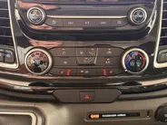 Ford Transit Custom 280 2.0 TDCI L1H1 Limited DUBBELE ZIJSCHUIFDEUR I TREKHAAK I BI-XENON KOPLAMPEN I WINTER PACK I APPLE CARPLAY / ANDROID AUTO I