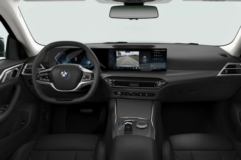 BMW i4 eDrive35 70 kWh Pure Edition