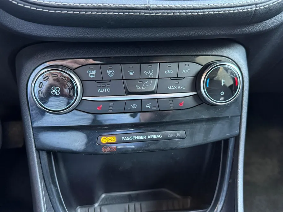 Ford Puma Vignale | Dealer onderhouden | Automaat | Winter pack | BLIS | Adapt. Cruise control | Lederen bekleding | Elektr. Achterklep | 18' lichtmetalen velgen | Bovag garantie |