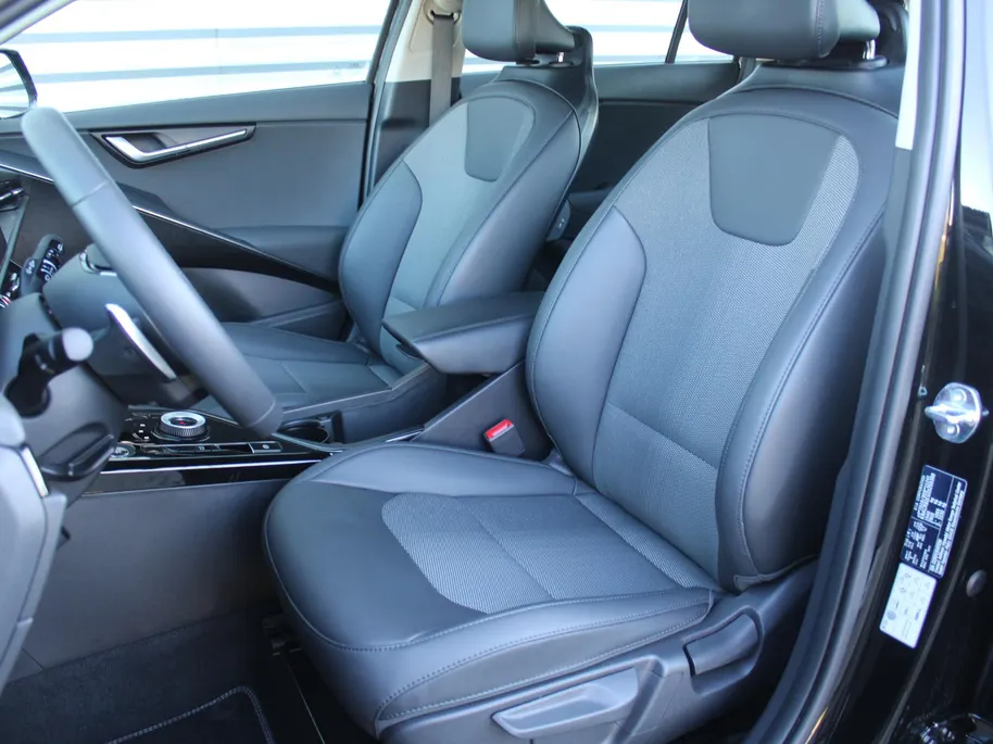 Kia Niro 1.6 GDi Hybrid DynamicLine | BTW Auto | Camera | Cruise adapt. | Clima | 16' LM | Navi | Keyless | Apple Carplay/Android Auto |