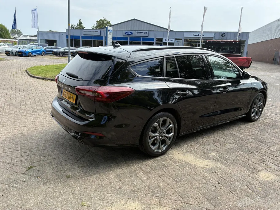 Ford Focus Wagon 1.0 EcoBoost Hybrid ST Line