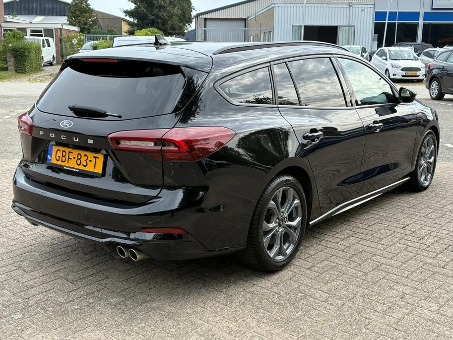 Ford Focus Wagon 1.0 EcoBoost Hybrid ST Line