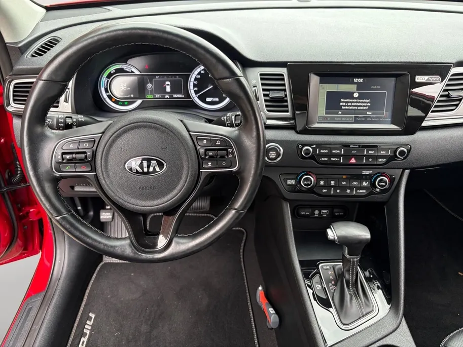 Kia Niro 1.6 GDi Hybrid DynamicPlusLine | Trekhaak | Camera | Stoel/Stuurverwarming | Apple Carplay/Android Auto | Adaptieve Cruise Control |