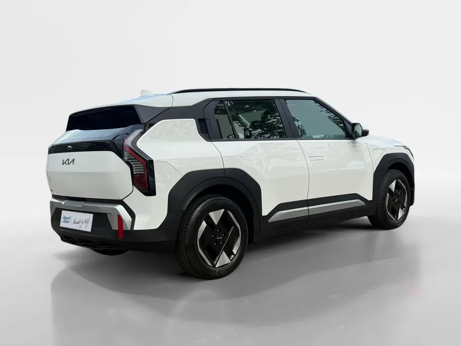 Kia EV3 Plus 81.4 kWh | Informeer naar beschikbaarheid | 605km actieradius | NU MET €3000 inruilvoordeel!