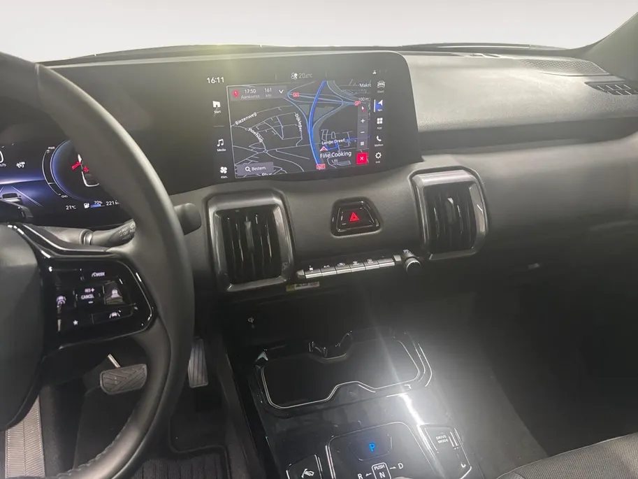 Suzuki e Vitara Style 61 kWh | €2000 euro inruil premie | V.a. €575 in de private lease | Tot 10 jaar garantie