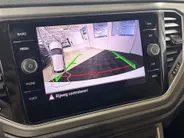 Volkswagen T-Roc 110PK TSI Style | Trekhaak 1300KG Trekgewicht | Navigatie | Cruise Control Adaptief | Climate Control | Camera | Parkeersensoren | Lichtmetalen Velgen | Armsteun |