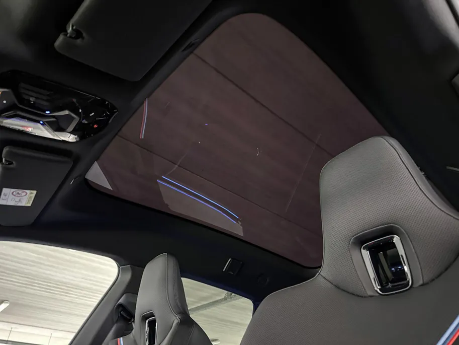 BMW iX xDrive45 101 kWh